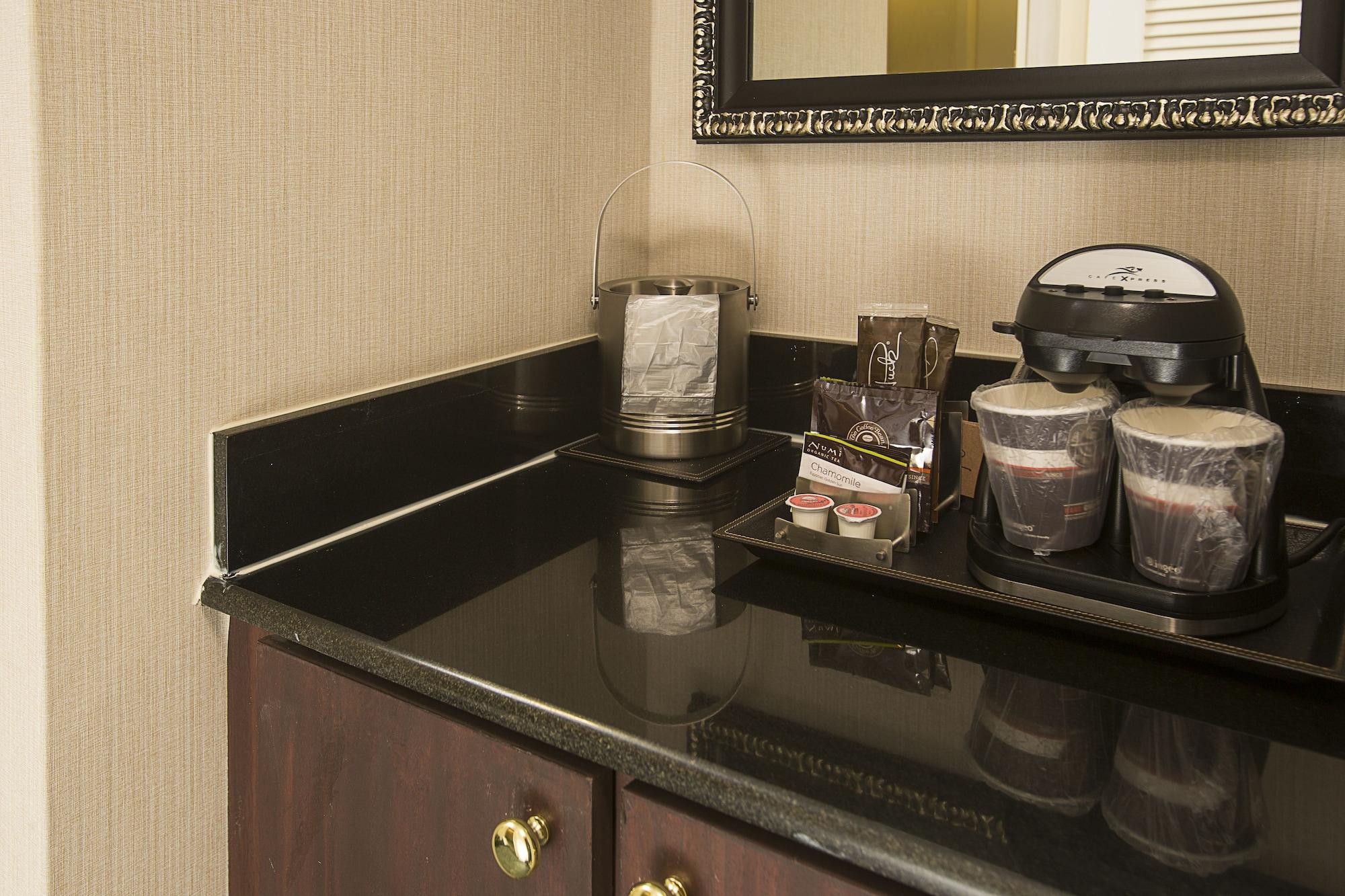 Doubletree By Hilton Hotel Chicago Wood Dale - Elk Grove Extérieur photo